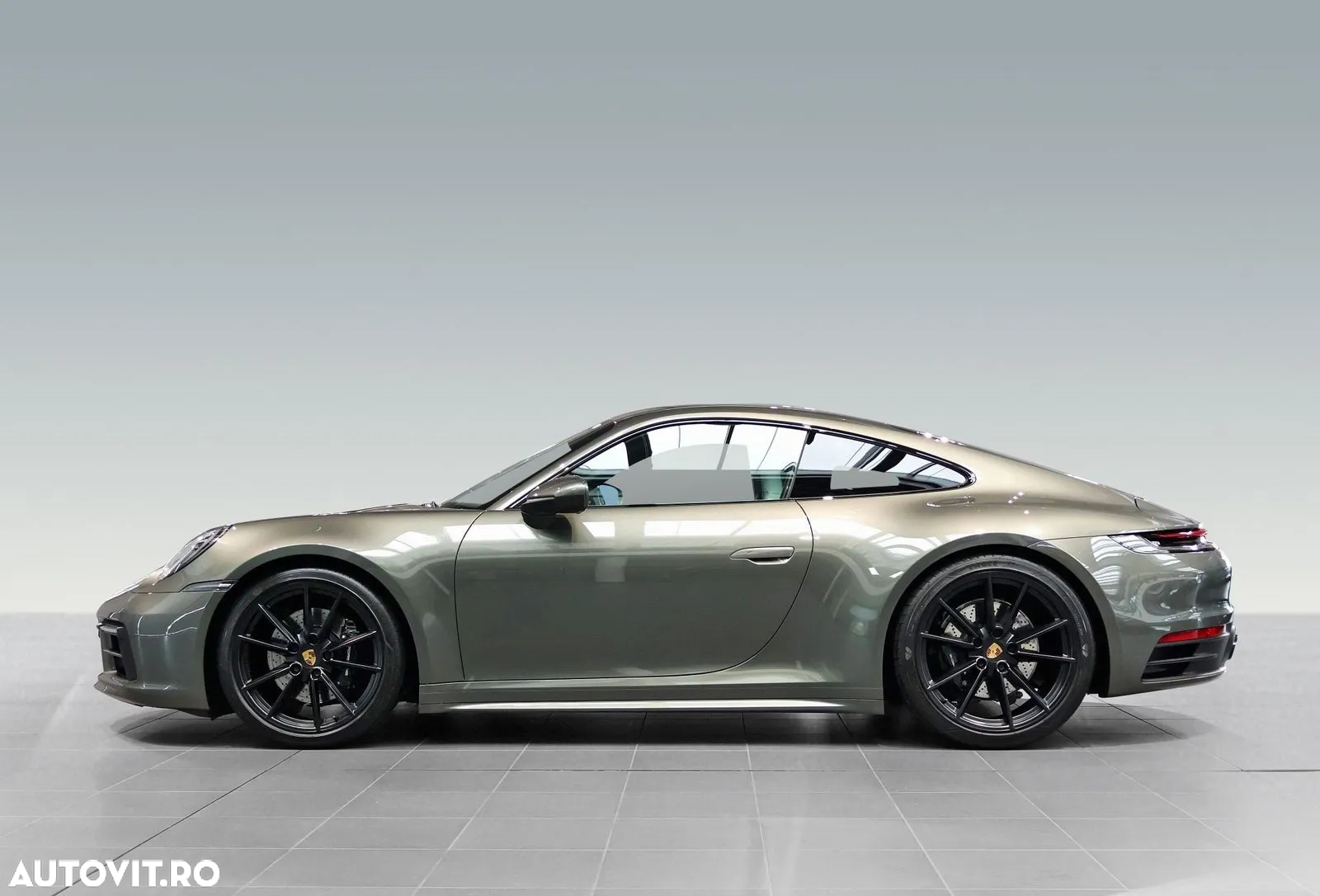 Porsche 911 Carrera 4S - 6