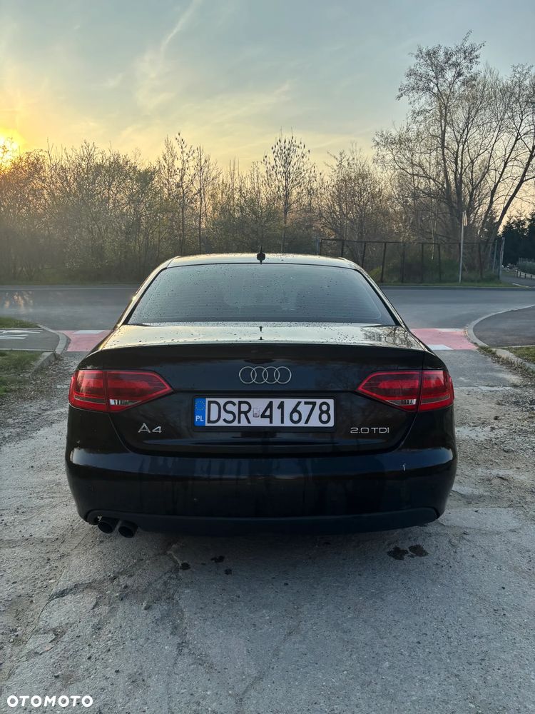 Audi A4 Limousine 2.0 TDI - 13