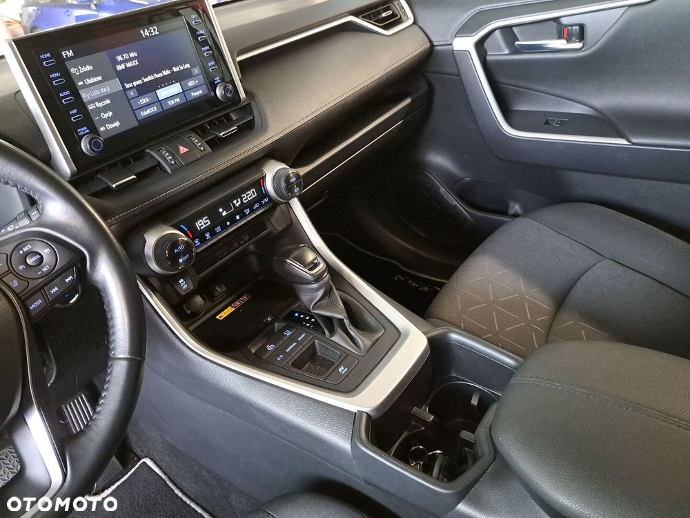 Toyota RAV4 - 26