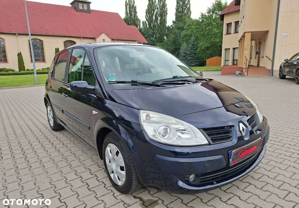 Renault Scenic - 1