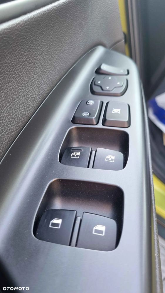 Hyundai Kona 1.6 T-GDI DCT 4WD Unique - 11