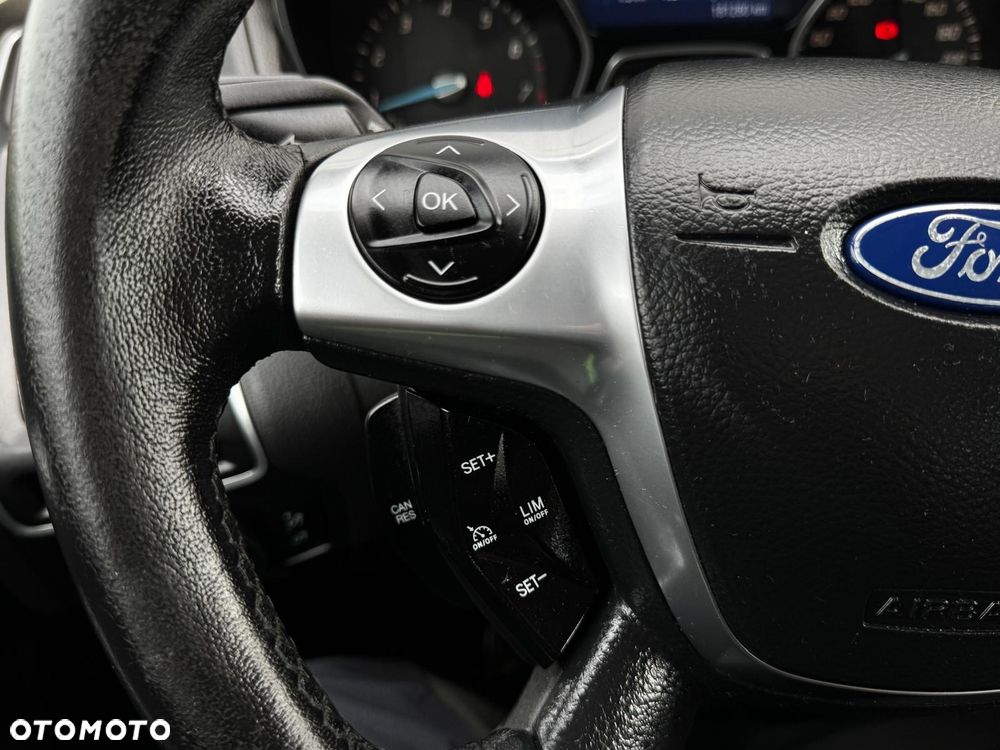 Ford Focus 1.0 EcoBoost STart-Stopp-System TITANIUM - 36