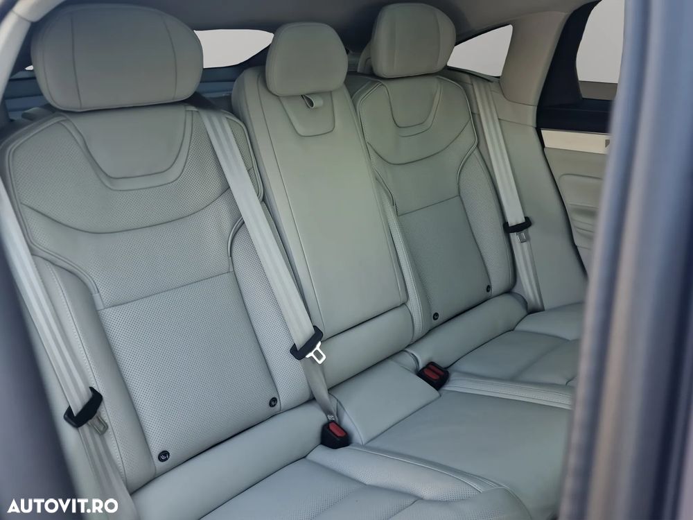 Volvo ES90 - 18