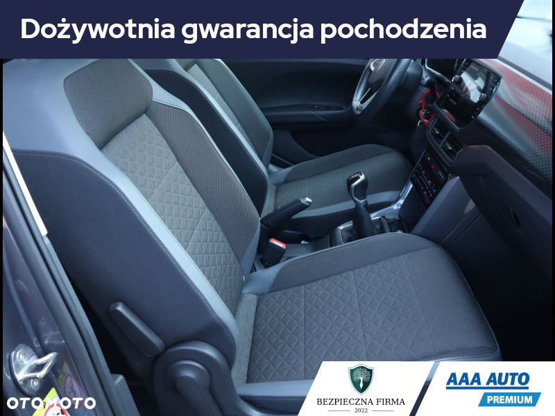 Volkswagen T-Cross - 10