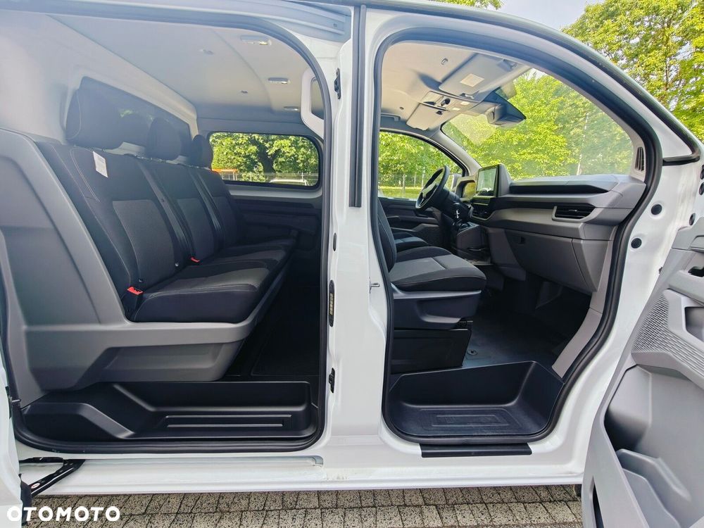 Volkswagen Transporter T7 Brygadówka 5 Osób 2.0 TDI 150KM Kamera Hak Grzane Fotele - 31