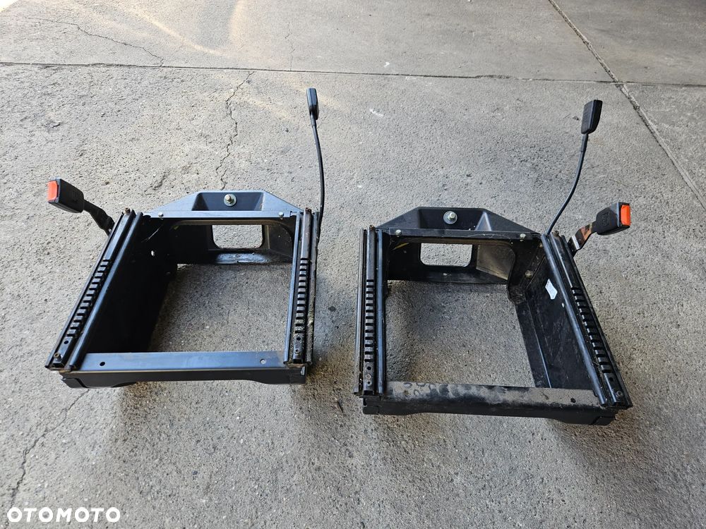 Podsatawa Fotela kierowca/pasażer VW T4 Multivan - 1