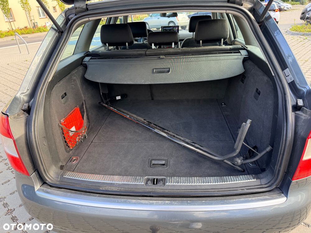 Audi A4 Avant - 10