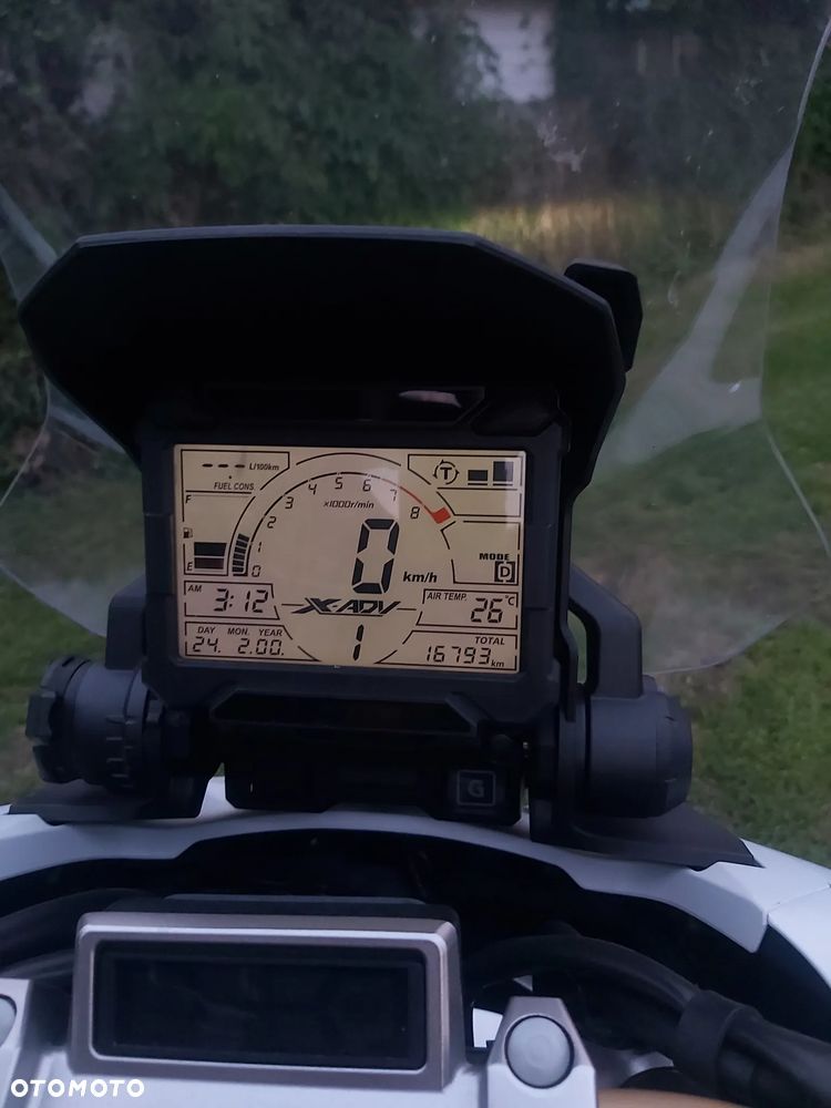 Honda X-ADV - 24