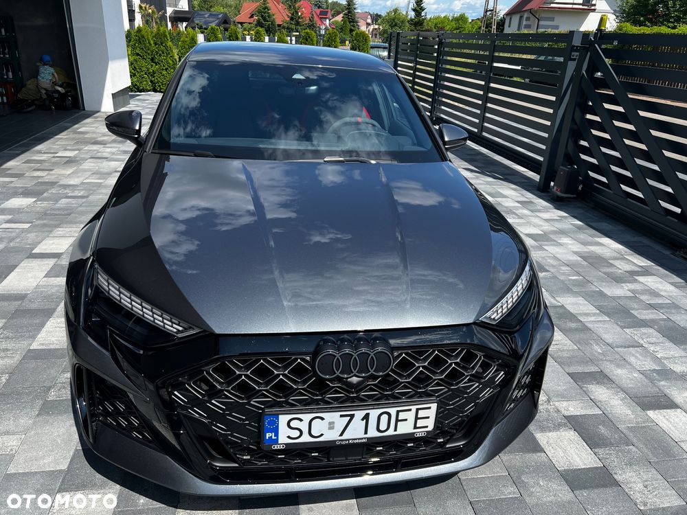 Audi RS3 Limousine - 8