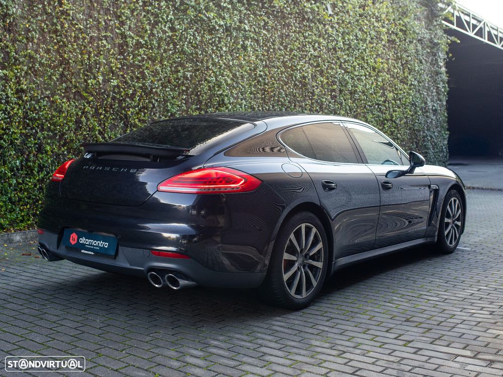 Porsche Panamera Standard - 10