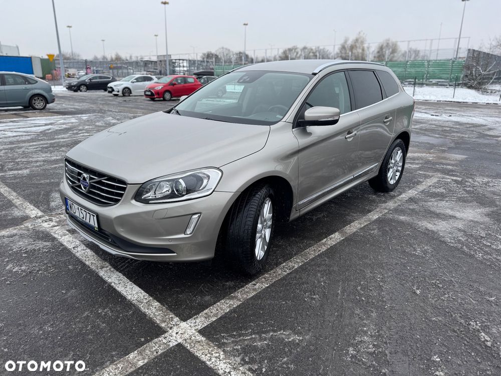 Volvo XC 60 - 4