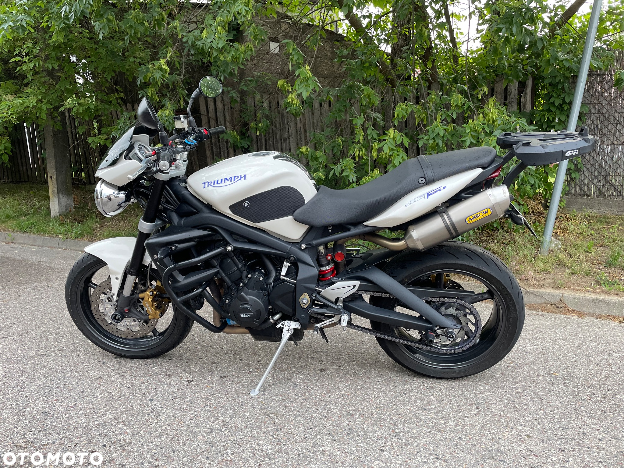 Triumph Street Triple - 5