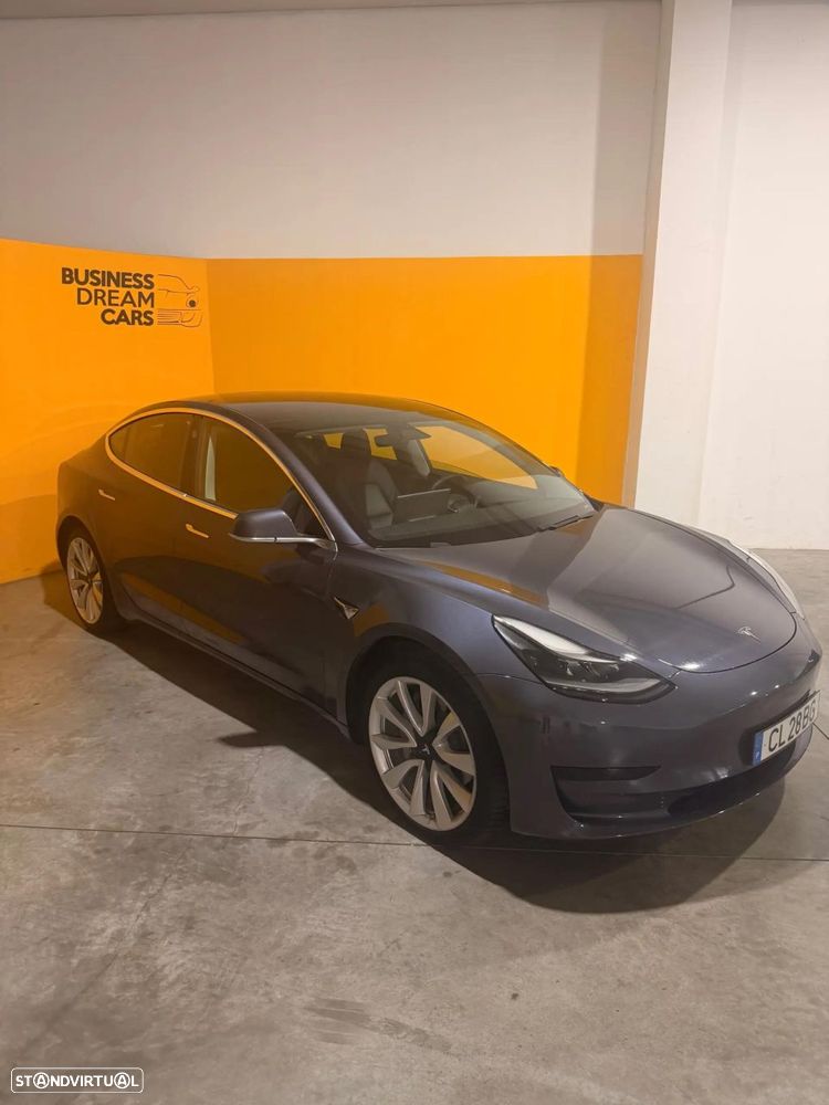 Tesla Model 3 Standard Range Plus RWD - 3