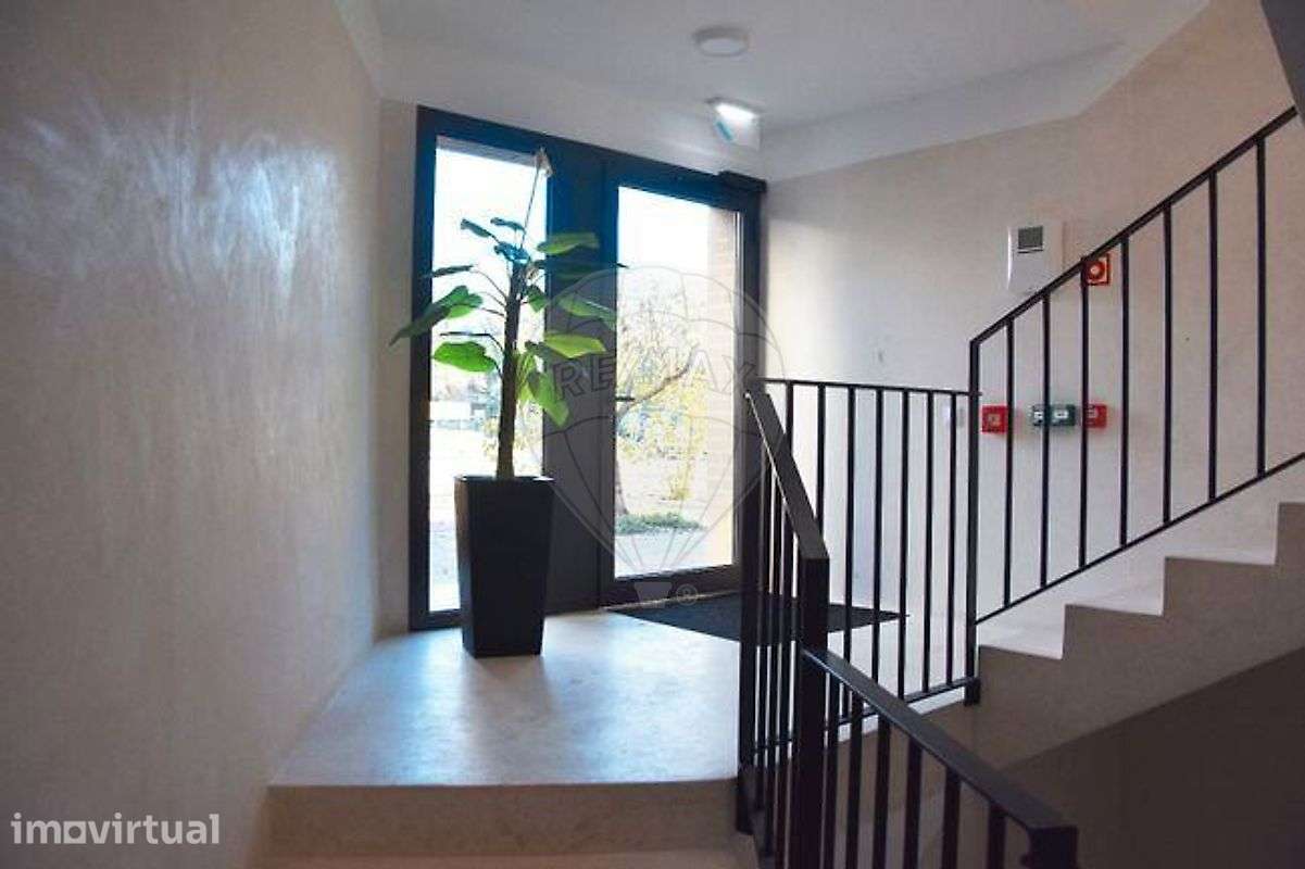 Apartamento T0 para venda - Grande imagem: 2/4