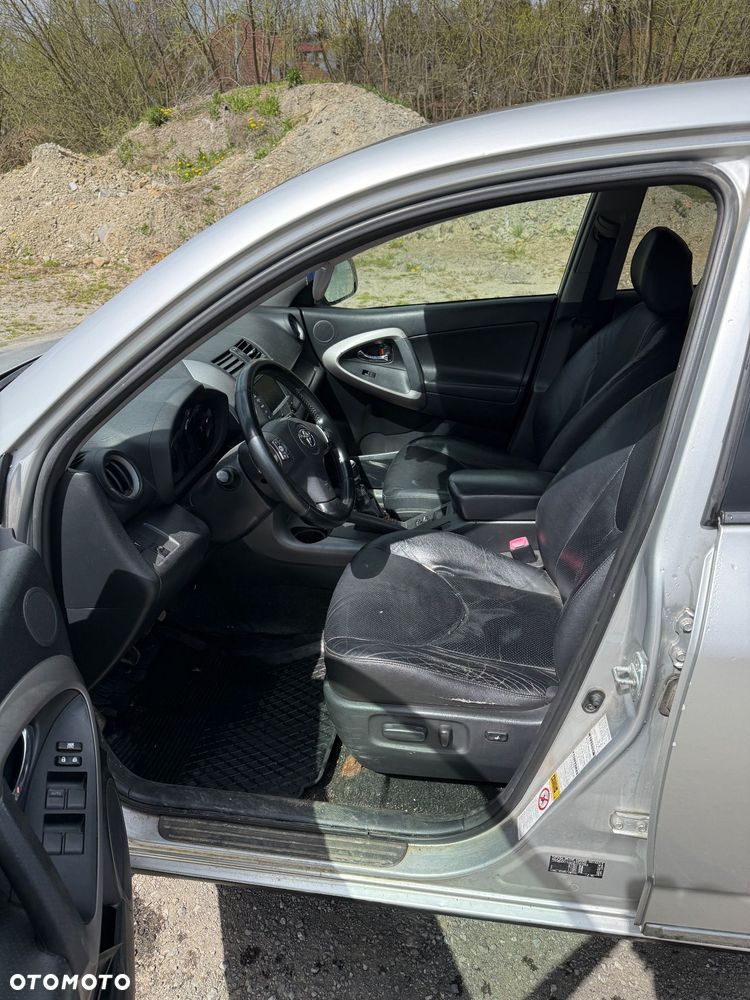 Toyota RAV4 2.2 D-4D Luna - 11