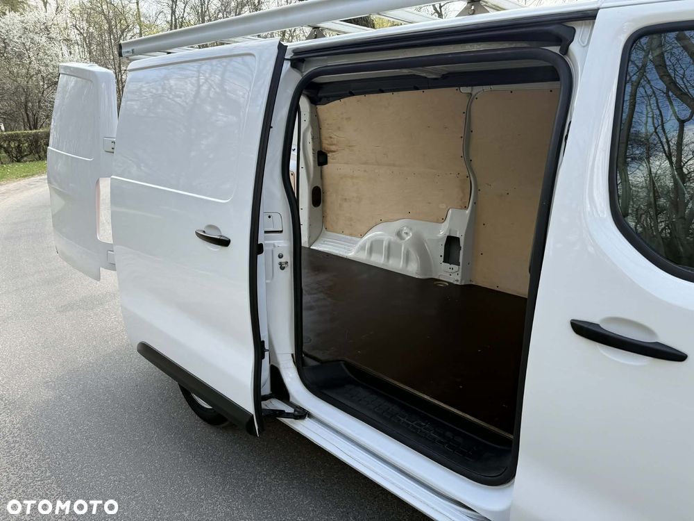 Opel Vivaro - 10