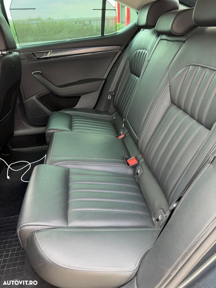 Skoda Superb 2.0 TDI DSG Ambition - 8
