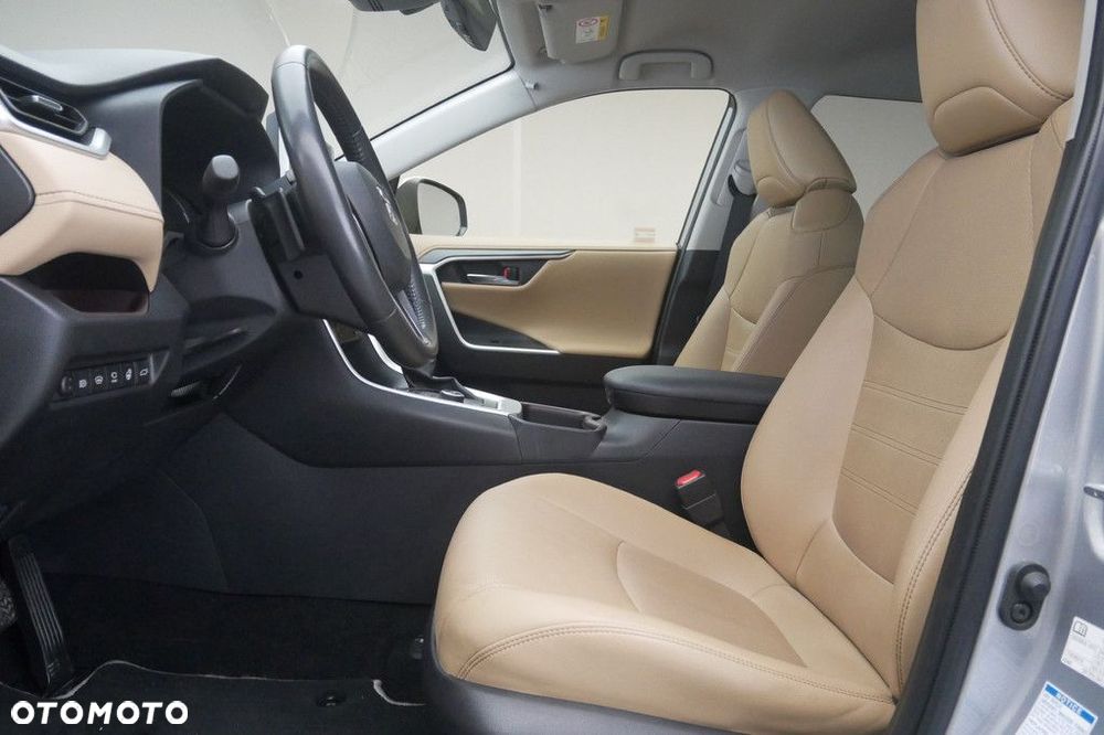 Toyota RAV4 - 12