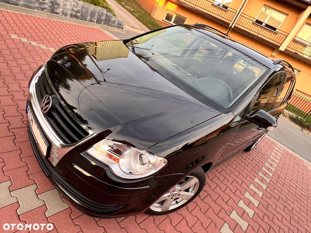 Volkswagen Touran 1.6 Trendline - 4