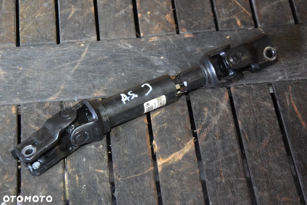 Opel Astra J Krzyżak kolumny kierowniczej 13251806