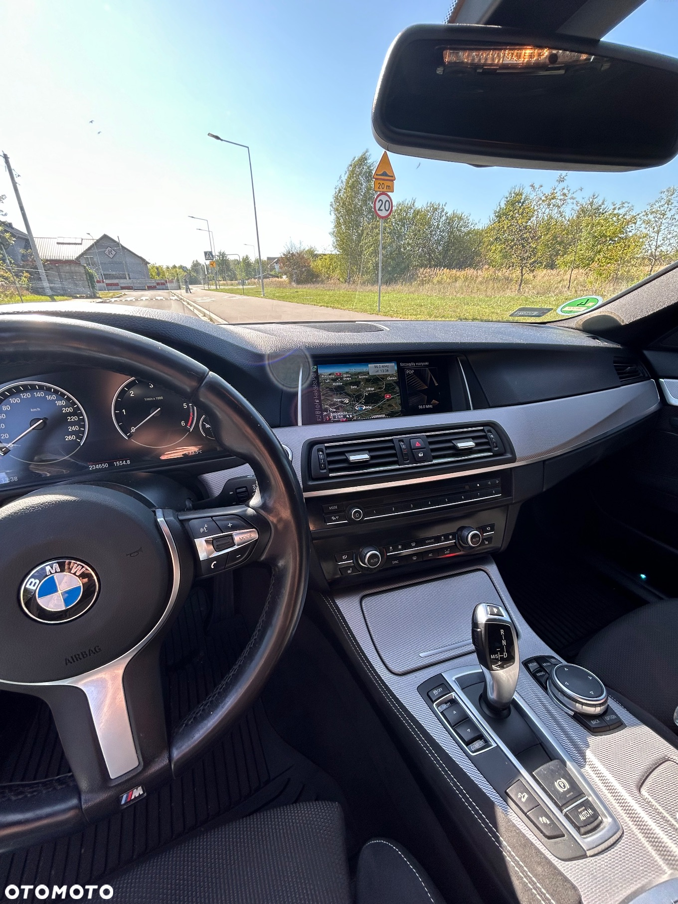 BMW Seria 5 520d xDrive - 7