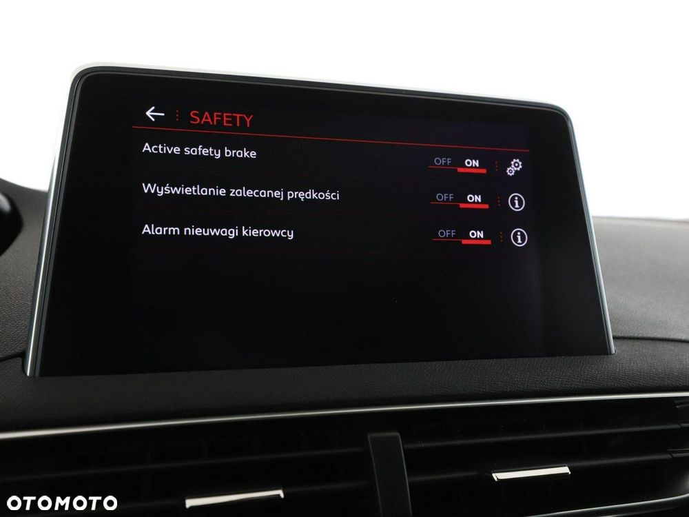 Peugeot 3008 1.6 PureTech GPF GT Line S&S EAT8 - 28