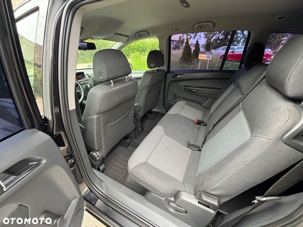 Opel Zafira 1.8 Easytronic Family Plus - 21