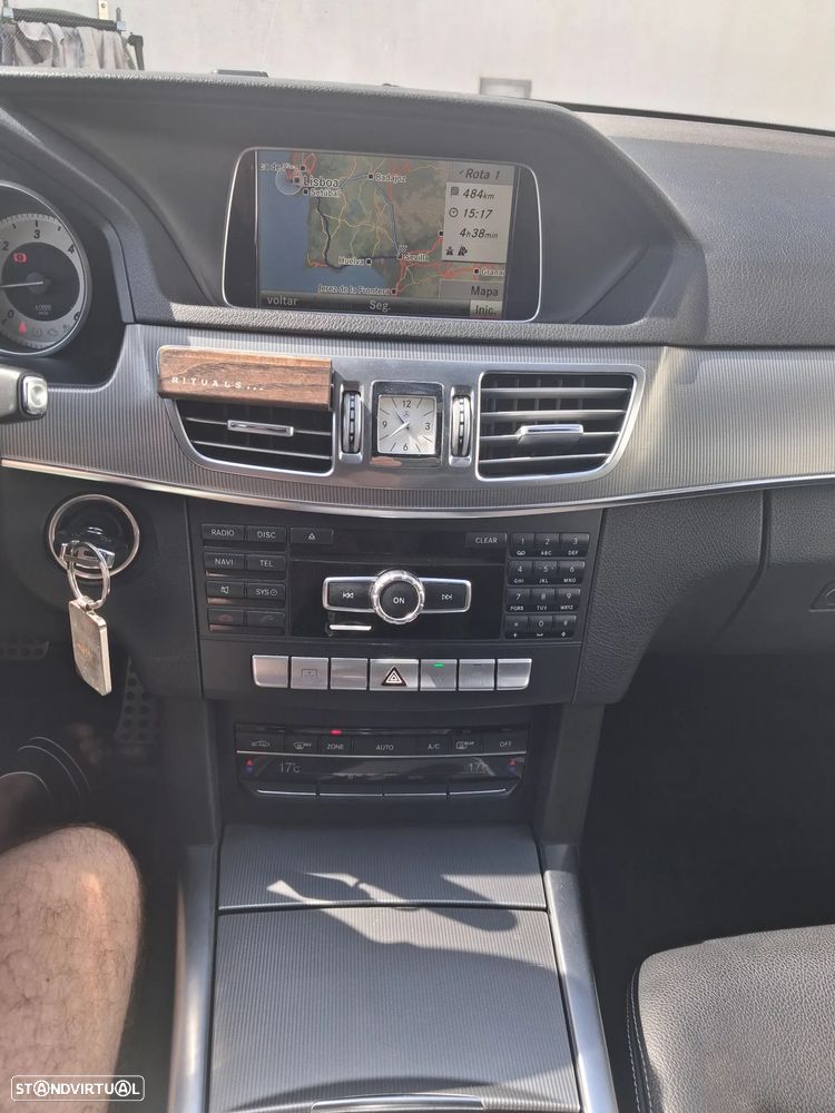 Mercedes-Benz E 250 CDI Avantgarde BlueEfficiency Auto. - 15