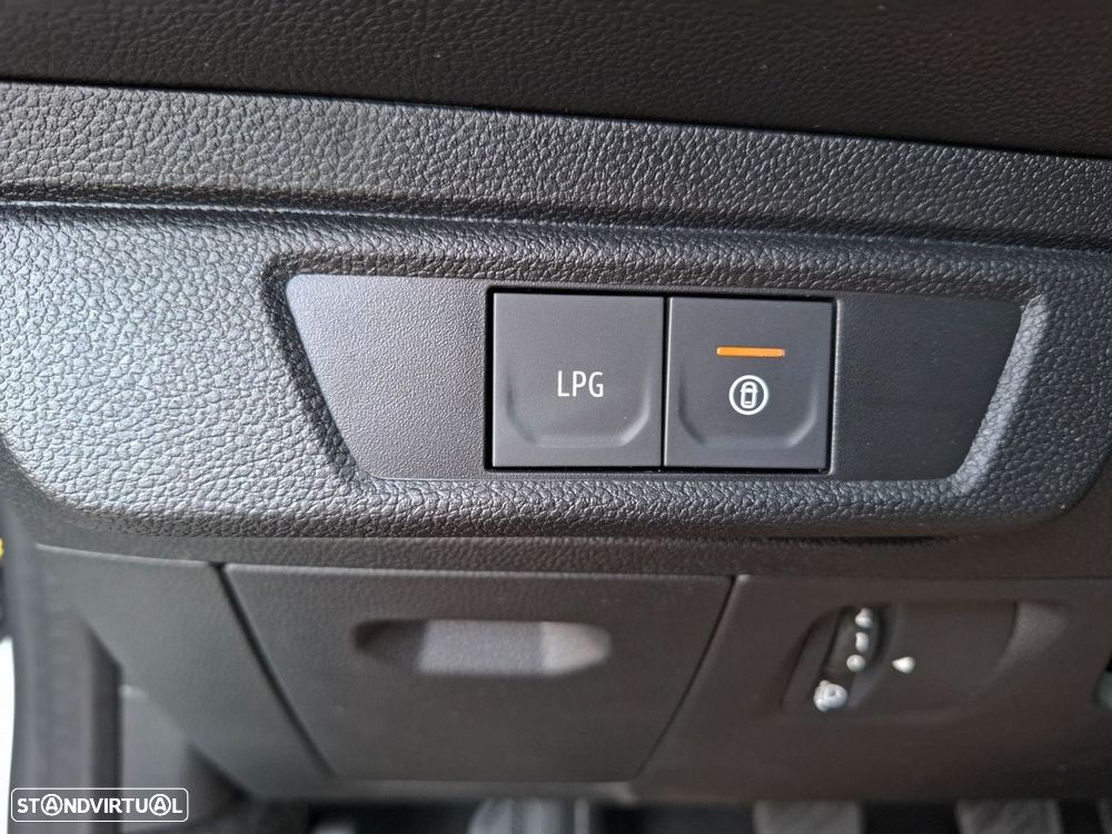Dacia Jogger 1.0 ECO-G Expression 7L Bi-Fuel — fotografia 18