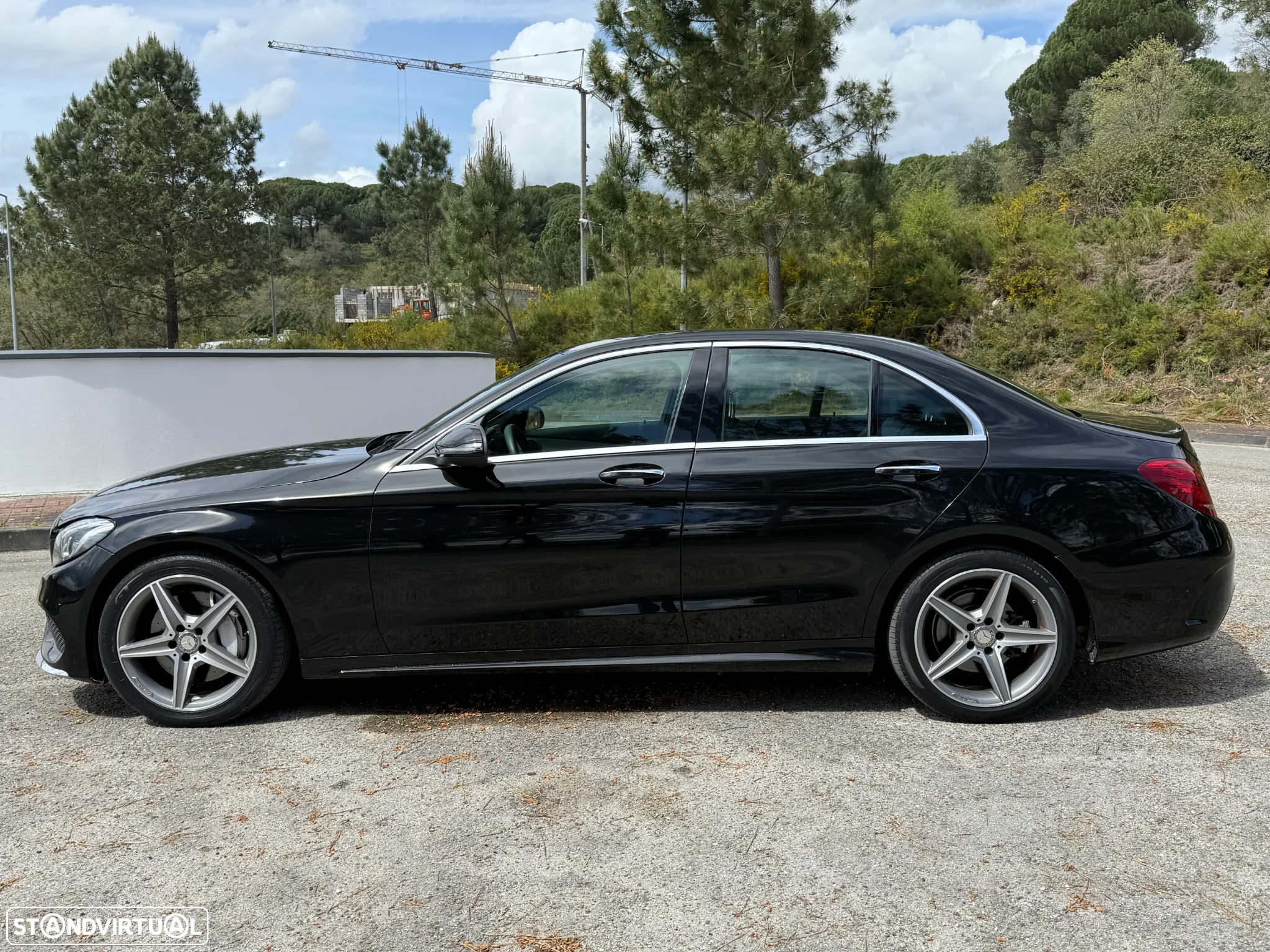 Mercedes-Benz C 300 h AMG Line - 13