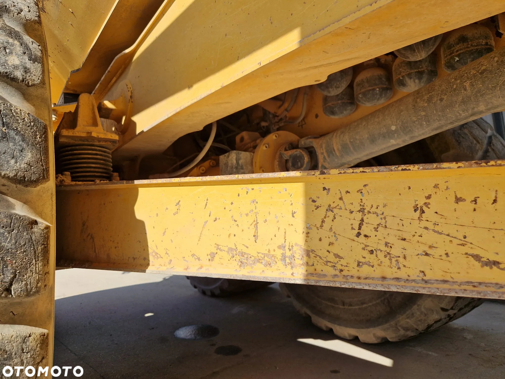 Volvo A30F * szerokie opony * burta tył * - 24