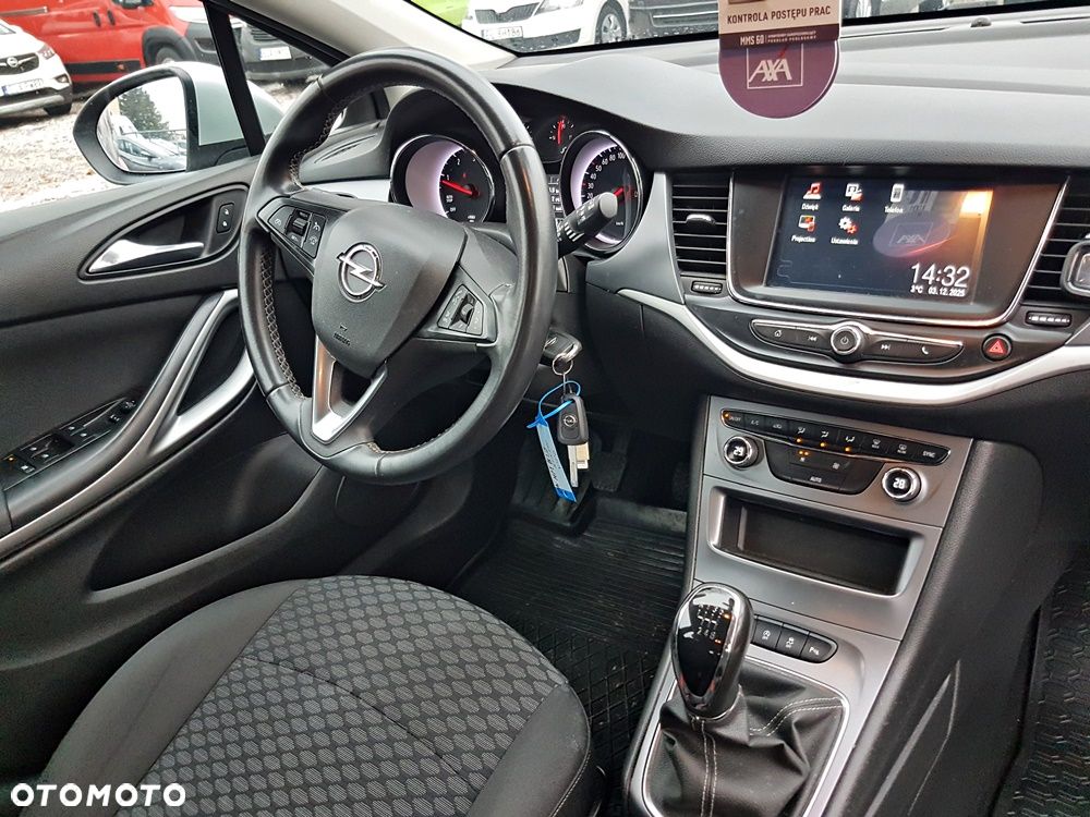 Opel Astra 1.6 CDTI Enjoy S&S - 28