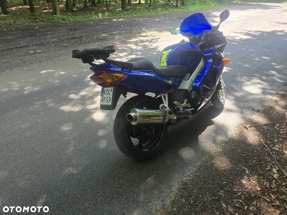 Honda VFR - 6