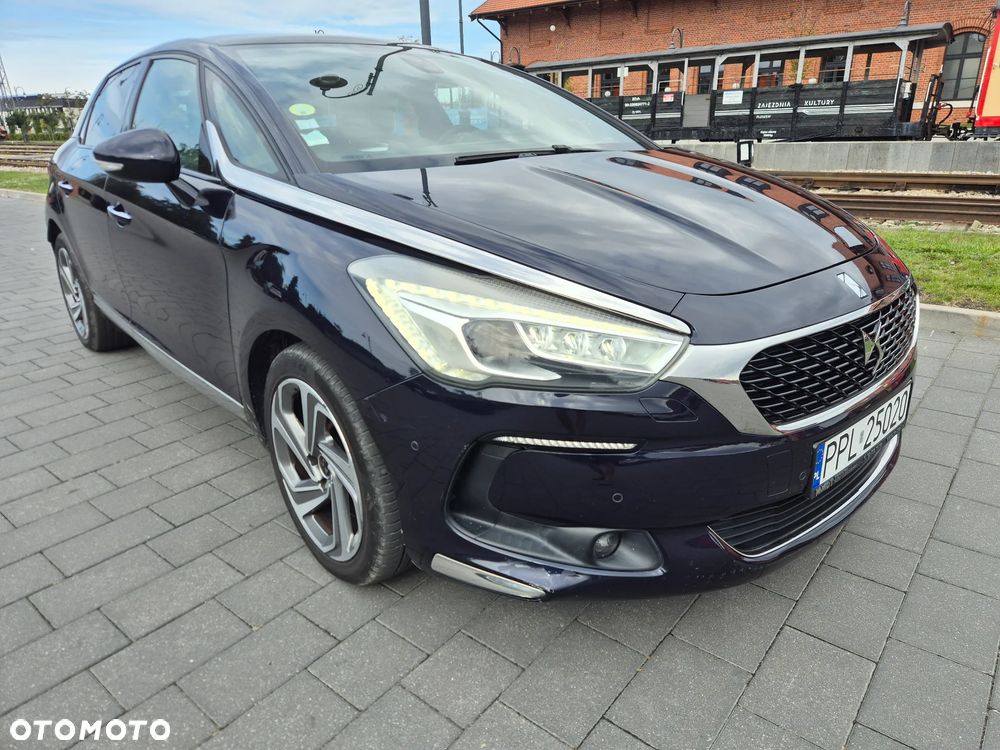 DS Automobiles DS 5 - 5