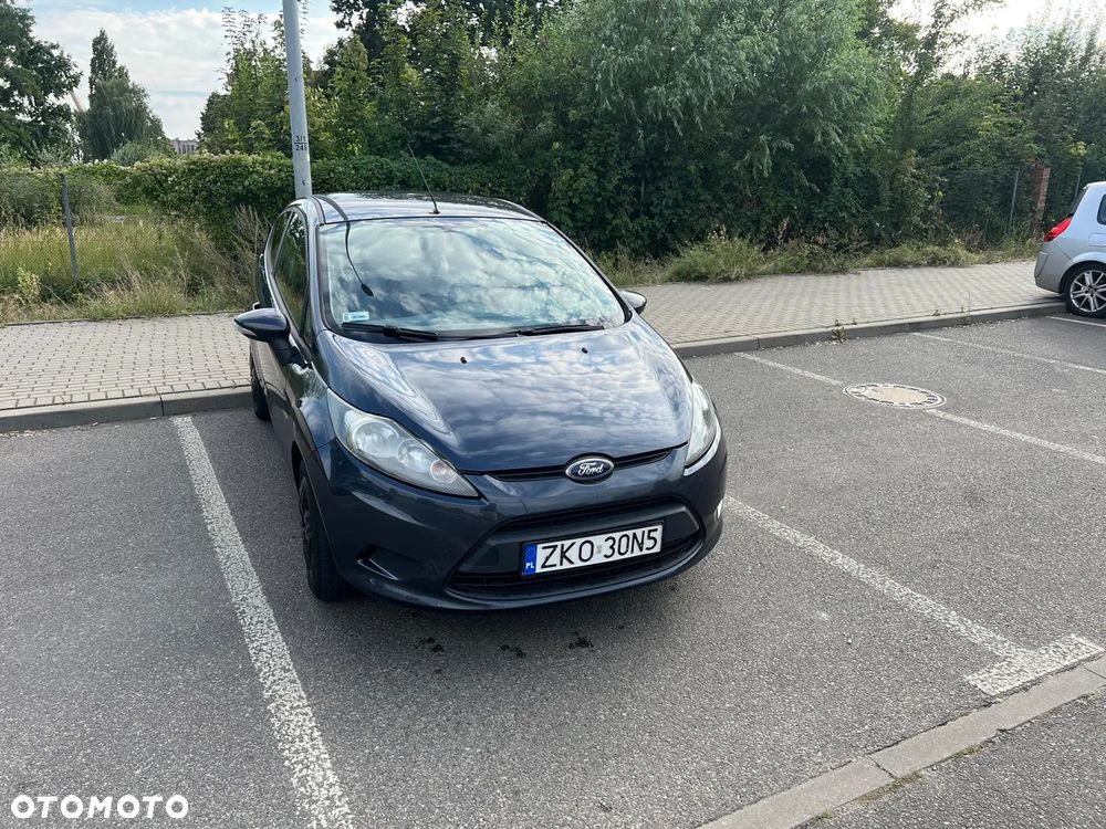 Ford Fiesta - 2