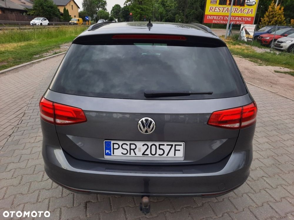 Volkswagen Passat - 8