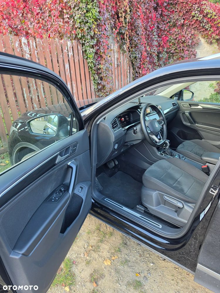 Volkswagen Tiguan - 17
