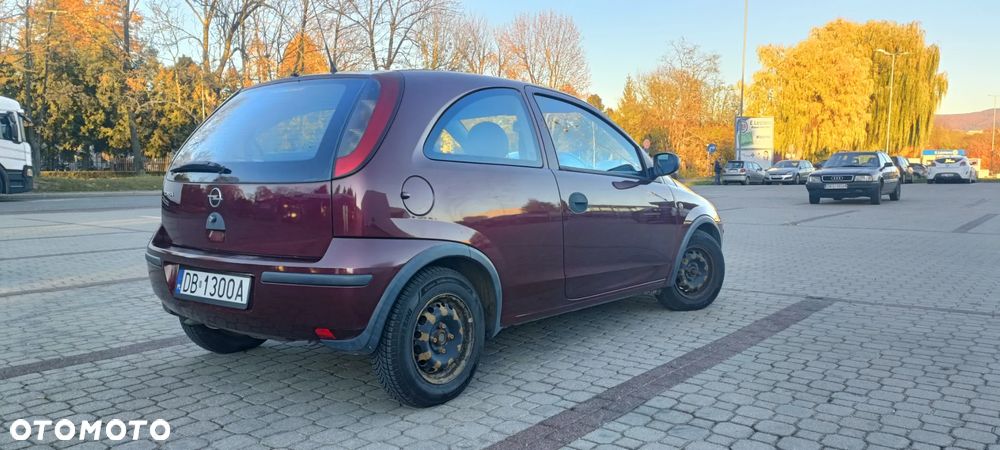 Opel Corsa 1.0 12V Essentia - 5
