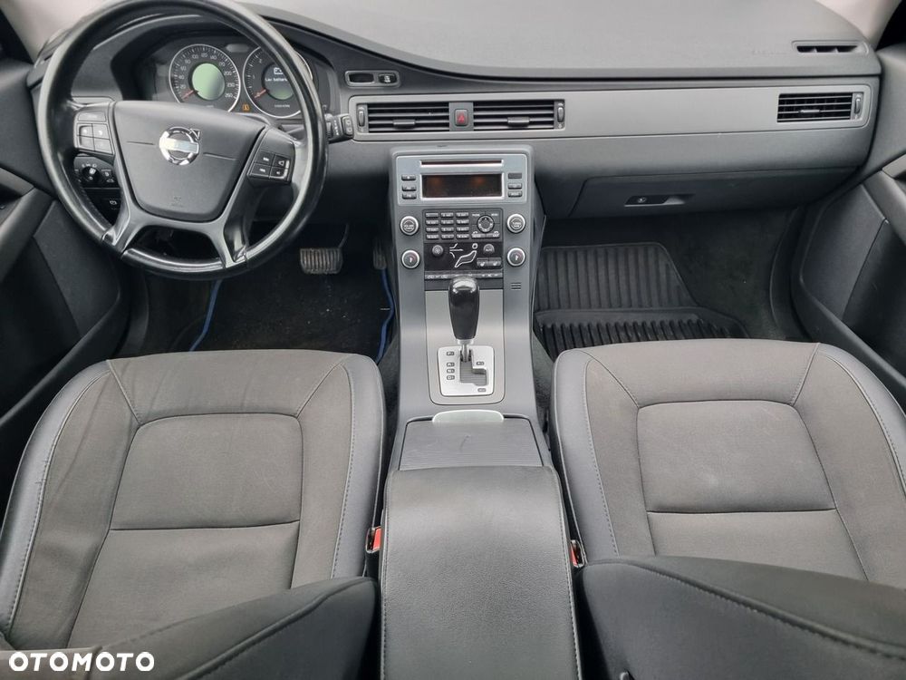 Volvo V70 - 18