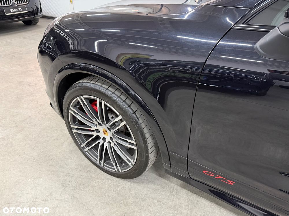 Porsche Cayenne - 13