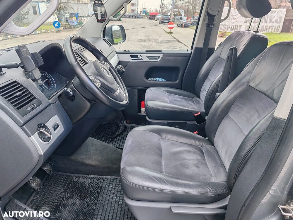 Volkswagen Multivan - 9