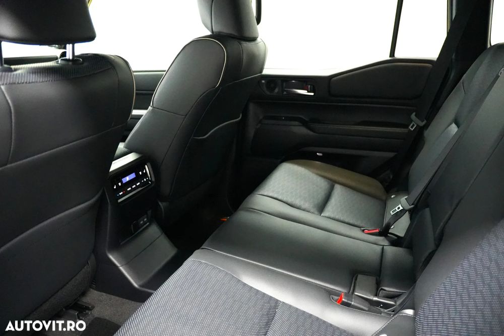 Toyota Land Cruiser - 8