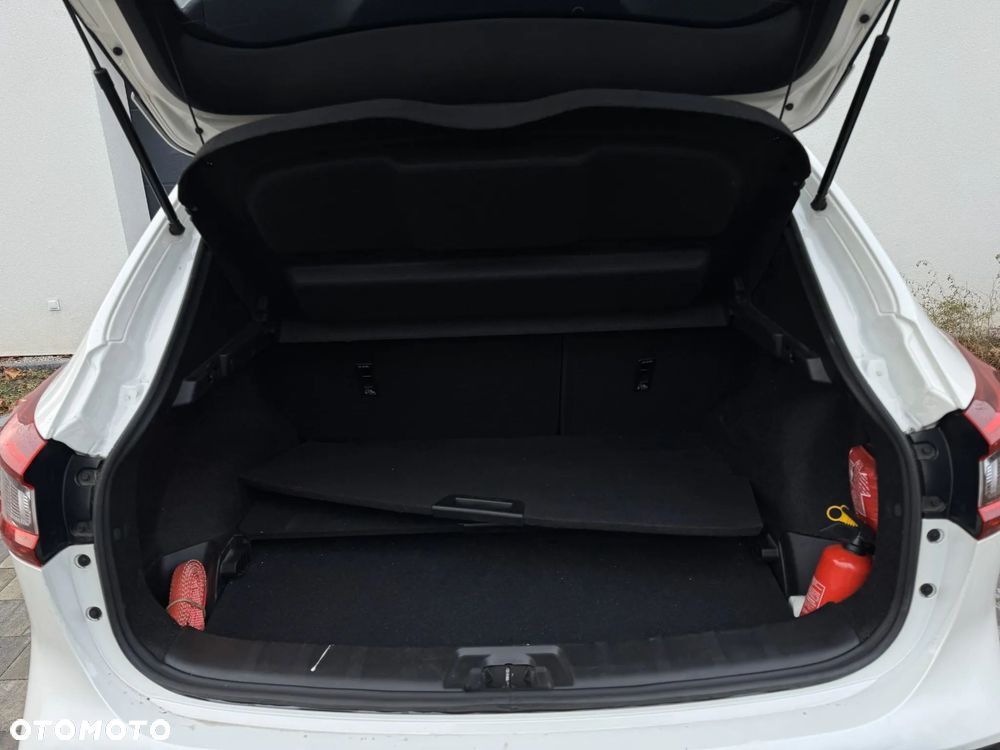 Nissan Qashqai 1.3 DIG-T N-CONNECTA - 7