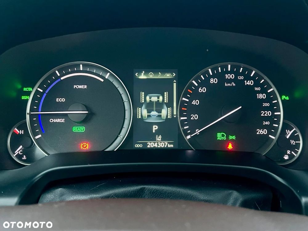 Lexus RX 450h Omotenashi - 10