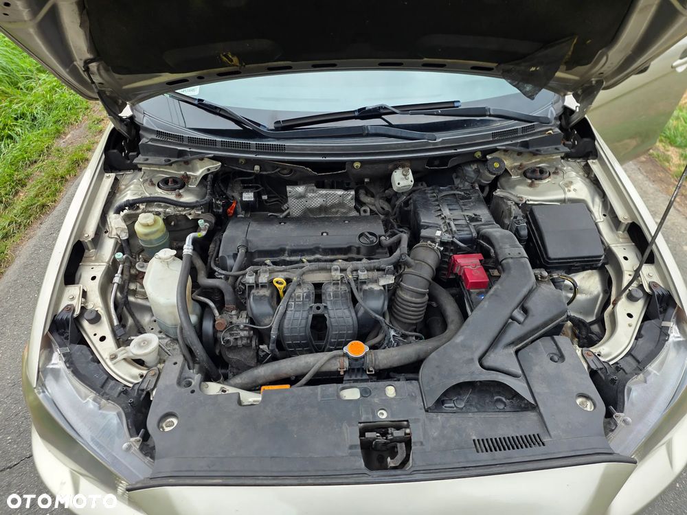 Mitsubishi Lancer 1.8 Intense - 18