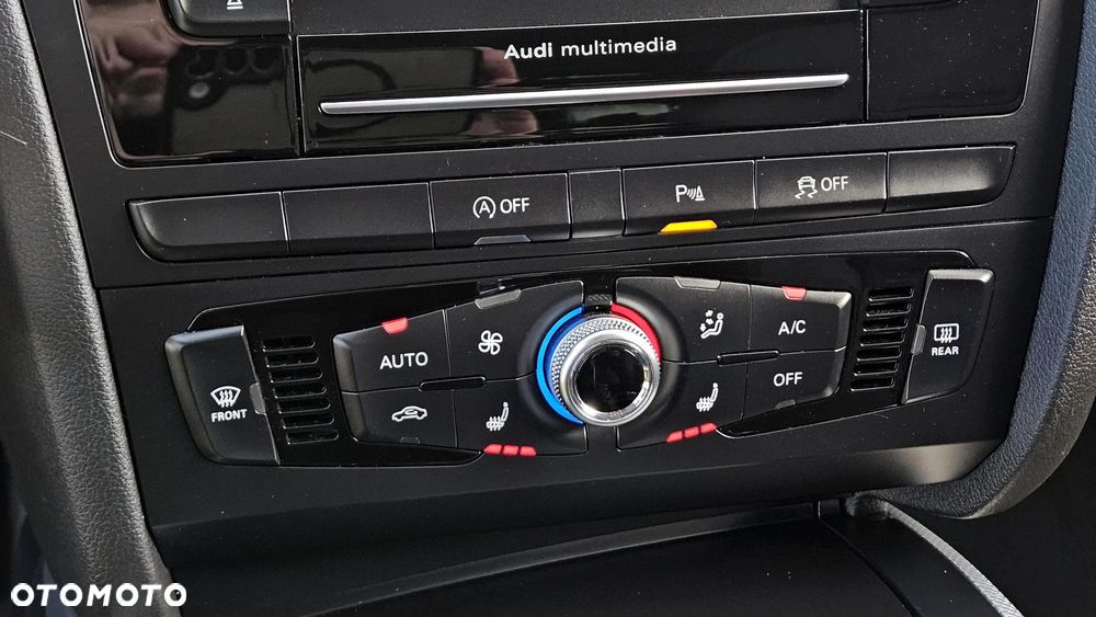 Audi A4 Avant 2.0 TDI DPF clean diesel quattro S tronic Ambiente - 29