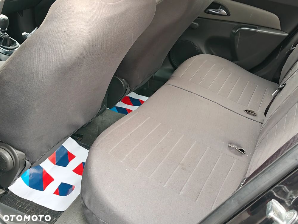 Chevrolet Captiva 2.4 2WD 7 Sitzer LS - 7