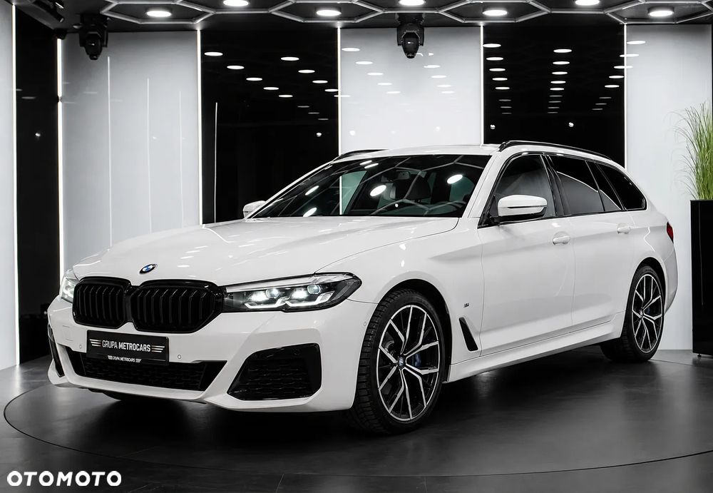 BMW Seria 5 520d xDrive M Sport sport - 2