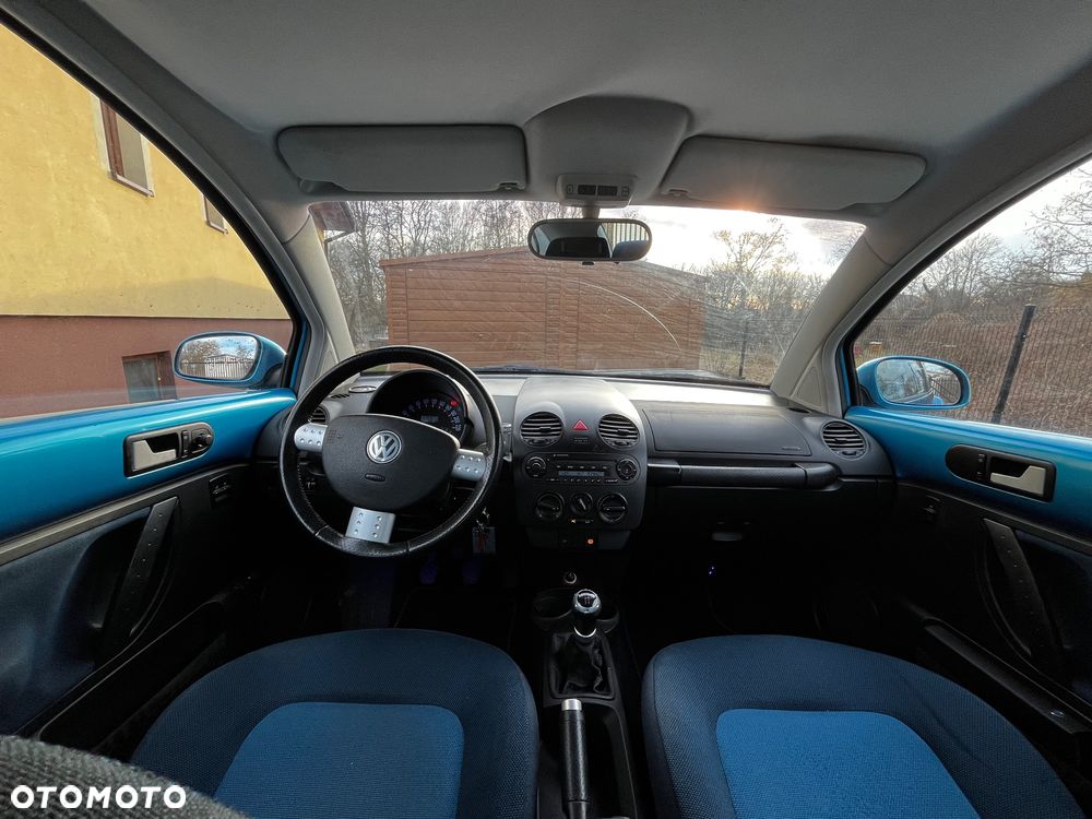 Volkswagen New Beetle 1.6 - 7