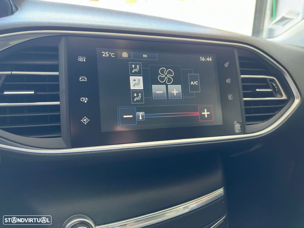 Peugeot 308 1.6 BlueHDi Access - 18